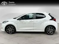 Usado Toyota Yaris Hybrid Style 116 CV (85 kW) 2022 Blanco Berlina