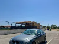Usado BMW 530 193 CV (141 kW) 2004 Gris / plata Berlina