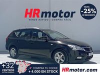 Usado Kia Ceed Active 128 CV (94 kW) 2011 Negro Utilitario