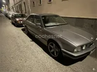 Usado BMW 525 143 CV (105 kW) 1993 Gris / plata Berlina