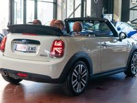 Usado Mini Cooper Cabriolet 136 CV (100 kW) 2018 Blanco Descapotable