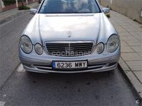 Usado Mercedes E350 Elegance 272 CV (200 kW) 2005 Gris / plata Berlina