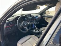 Usado BMW 318 143 CV (105 kW) 2015 Negro Familiar