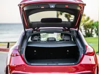 Usado Mercedes GLC300 269 CV (197 kW) 2025 Rojo SUV