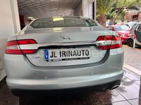 Usado Jaguar XF Luxury 200 CV (147 kW) 2014 Gris / plata Berlina