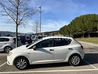 Usado Seat Ibiza Reference 75 CV (55 kW) 2017 Blanco Berlina