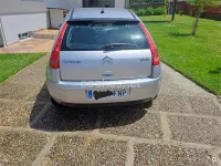 Usado Citroën C4 VTR Sport 110 CV (80 kW) 2007 Gris / plata Berlina