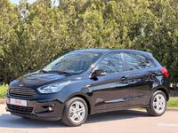 Usado Ford Ka Plus Ultimate 85 CV (62 kW) 2018 Negro Utilitario