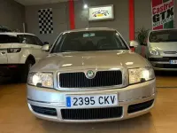 Usado Skoda Superb Classic 131 CV (96 kW) 2003 Beige Berlina