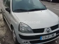 Usado Renault Clio II Extreme 110 CV (80 kW) 2004 Gris / plata Berlina