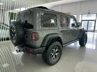 Usado Jeep Wrangler Rubicon 200 CV (147 kW) 2020 Gris / plata SUV