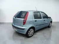 Usado Fiat Punto 60 CV (44 kW) 2002 Azul Utilitario