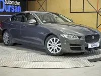 Usado Jaguar XE Pure 182 CV (133 kW) 2016 Gris Berlina