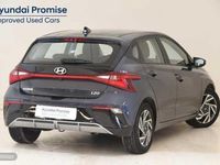 Usado Hyundai i20 99 CV (72 kW) 2024 Gris Utilitario