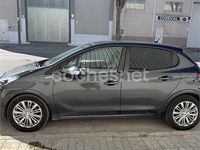 Usado Peugeot 208 Style 100 CV (73 kW) 2017 Gris / plata Utilitario