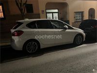 Usado BMW 225 Active Tourer iPerformance 224 CV (164 kW) 2018 Blanco Monovolumen