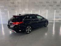 Usado Hyundai i40 141 CV (103 kW) 2016 Negro Familiar