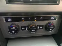 Usado VW Passat Advance 120 CV (88 kW) 2015 Gris / plata Berlina