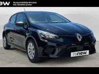 Usado Renault Clio V SE 67 CV (49 kW) 2023 Negro Berlina