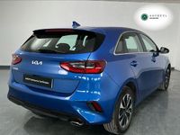 Usado Kia Ceed 100 CV (73 kW) 2025 Azul Utilitario