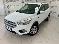 Usado Ford Kuga Titanium 120 CV (88 kW) 2019 Blanco SUV