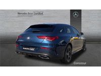 Usado Mercedes CLA250e Shooting Brake AMG line 218 CV (160 kW) 2021 Azul denim Familiar