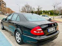 Usado Mercedes E280 Avantgarde 190 CV (139 kW) 2006 Negro Berlina