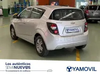 Usado Chevrolet Aveo LT 75 CV (55 kW) 2013 Gris / plata Berlina