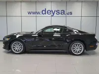 Usado Ford Mustang Fastback 314 CV (230 kW) 2017 Negro Coupe