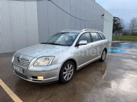 Usado Toyota Avensis Executive 116 CV (85 kW) 2004 Beige Familiar