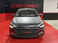 Usado Hyundai i20 84 CV (61 kW) 2017 Gris Utilitario