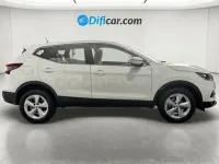 Usado Nissan Qashqai Acenta 141 CV (103 kW) 2021 Blanco SUV