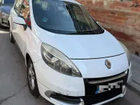 Usado Renault Scénic III Life 116 CV (85 kW) 2013 Blanco Monovolumen
