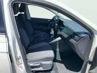 Usado VW Polo Life 95 CV (69 kW) 2023 Gris Utilitario