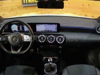 Usado Mercedes CLA180 Shooting Brake 136 CV (100 kW) 2020 Blanco Familiar