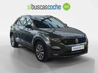 Usado VW T-Roc Advance 110 CV (80 kW) 2022 Gris/plata SUV