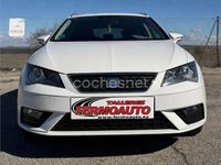Usado Seat Leon Style Plus 115 CV (84 kW) 2017 Blanco Familiar