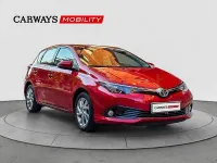 Usado Toyota Auris Active 116 CV (85 kW) 2015 Rojo Berlina