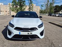 Usado Kia ProCeed GT-Line 120 CV (88 kW) 2023 Blanco Familiar