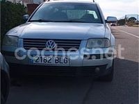 Usado VW Passat Trendline 130 CV (95 kW) 2001 Gris / plata Familiar