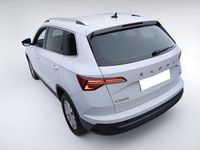 Usado Skoda Karoq Ambition 150 CV (110 kW) 2022 Blanco SUV