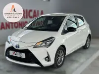 Usado Toyota Yaris Active 99 CV (72 kW) 2018 Blanco Utilitario