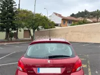 Usado Peugeot 207 95 CV (69 kW) 2009 Rojo Berlina