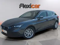Usado Seat Leon Style 116 CV (85 kW) 2024 Gris Berlina