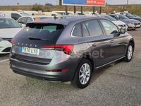 Usado Skoda Scala 95 CV (69 kW) 2022 Gris / plata Utilitario