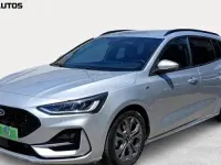 Usado Ford Focus ST-Line 155 CV (114 kW) 2024 Gris plata