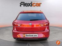Usado Seat Leon 180 CV (132 kW) 2018 Naranja Utilitario