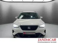 Usado Seat Arona Style 110 CV (80 kW) 2023 Blanco SUV