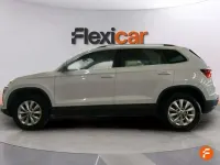 Usado Skoda Karoq 150 CV (110 kW) 2024 Blanco SUV