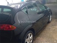 Usado Seat Leon Style 105 CV (77 kW) 2008 Negro Utilitario